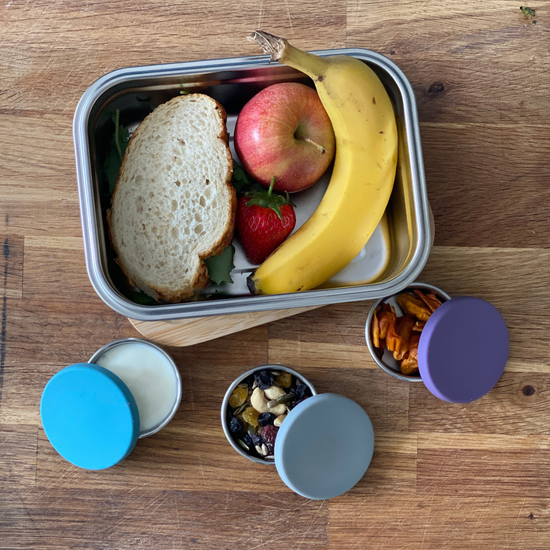 stainless steel food container, stainless steel lunchbox, sauce pots, dressing pots, stainless steel sauce pots, lunchbox with bamboo lid, stainless steel lunchbox with bamboo lid, metal lunch box, plastic-free lunchbox, moonmoon uk