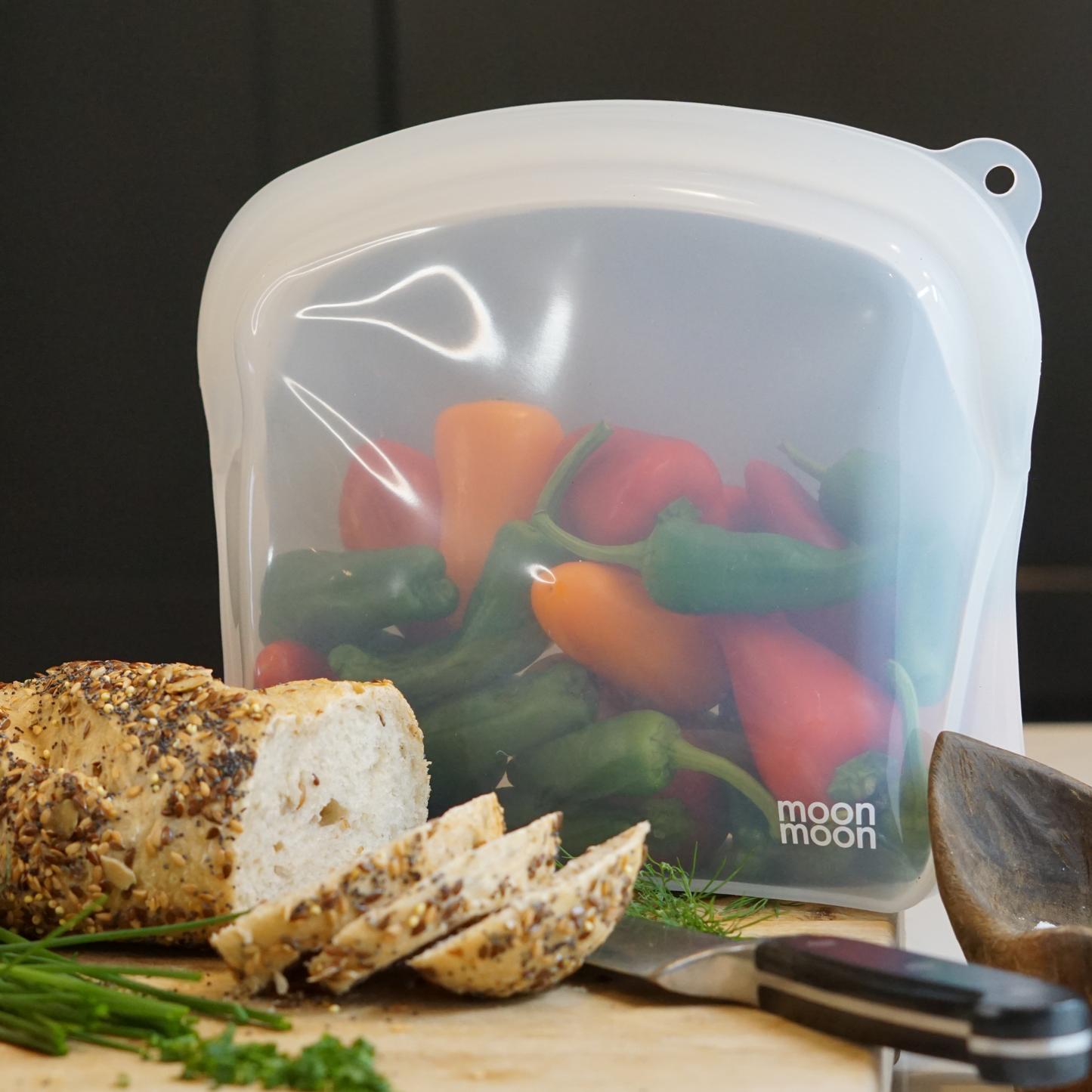 moon moon food bag, stasher bags uk, silicone sandwich bags, freezer soup bags, non plastic tupperware, reusable freezer bags, silicone freezer bags, fresher for longer bags, batch freezer bags, batch lady