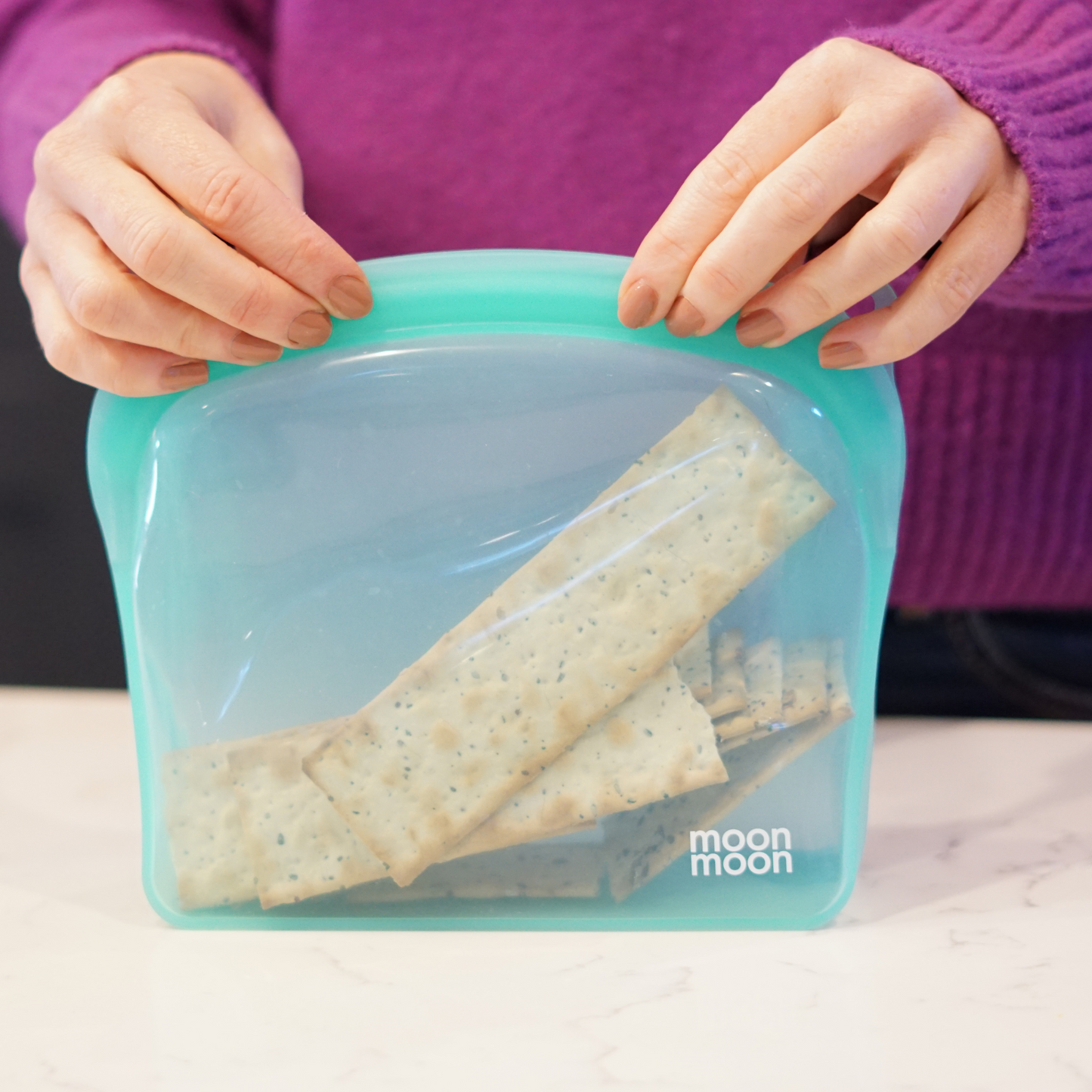 moonmoon reusable silicone food bags, stainless steel lunch boxes, best silicon freezer bag UK, batch lady bags, resable food bags, metal lunch box, snack containers, non plastic food containers