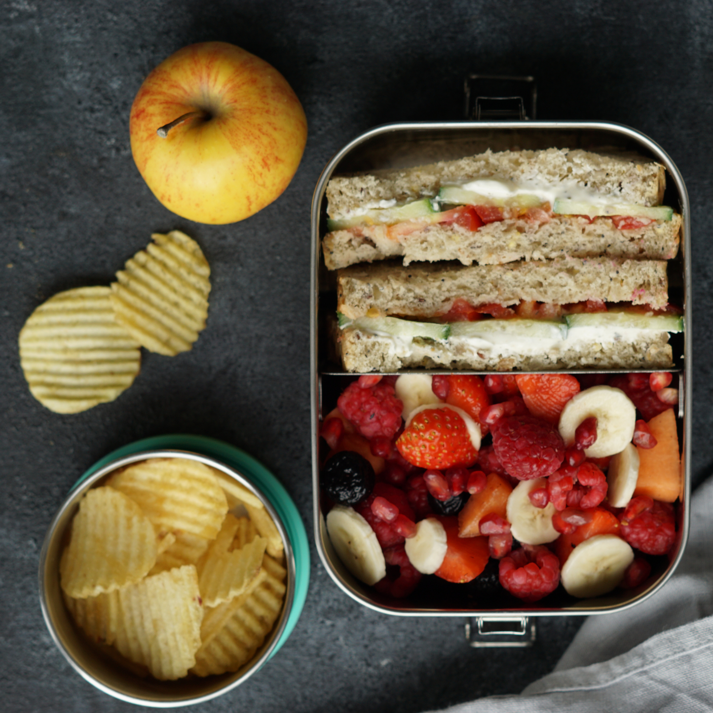 moonmoon reusables, steel lunch box, stainless steel kids lunchbox, non plastic food containers, best stainless steel lunch box uk

