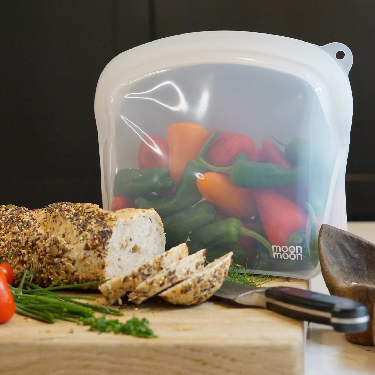 moonmoon reusable silicone bags, reusable silicone freezer bags uk, 
extra large silicone freezer bags, 
plastic free food containers uk, moo moon bags, large freezer bags, XL silicone food bag
