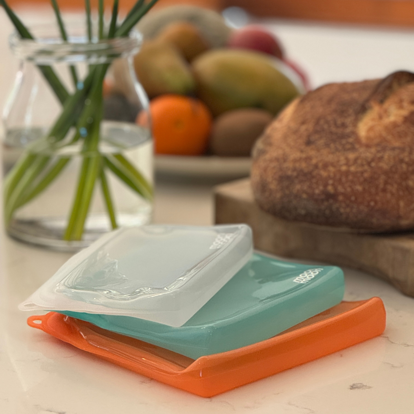 moonmoon silicone food bag, moon moon reusable silicone bags uk, best freezer bags uk, non toxic food containers, silicon food bags, stasher bags, multi=pack

