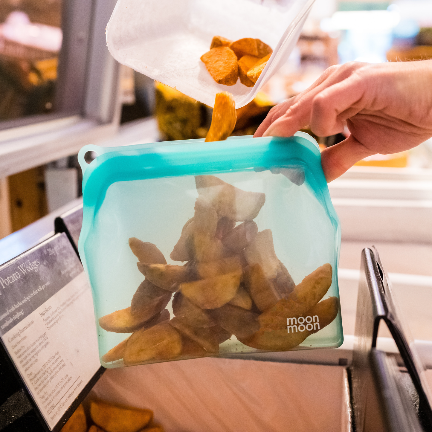 silicone freezer bags uk, moonmoon, silicone bags, silicone food storage bags, reusable silicone food storage bags, freezer food storage containers, moon moon, stasher silicone bags