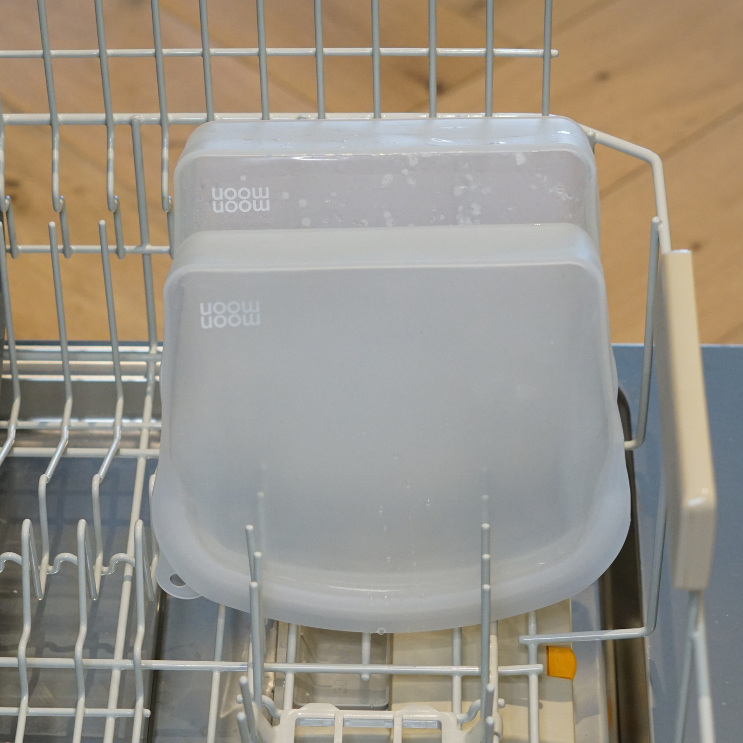 moomooon silicone ziplock bags, silicone bags for freezing, silicone freezer containers, clear silicone food bags, large silicone food bags, leakproof food storage bags, stasher bag, bowl bag