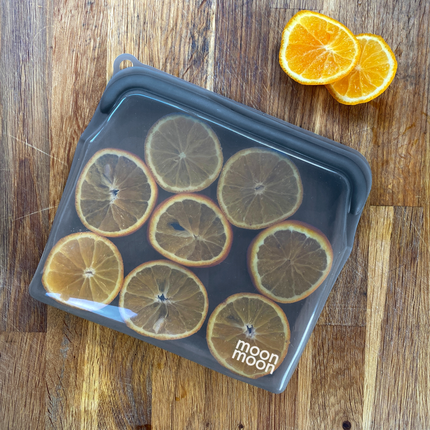 plastic free freezer bags, silicone food bags uk, silicone sandwich bags, freezer containers, moon moon bags, stasher bags, best reusable silicone food bags uk