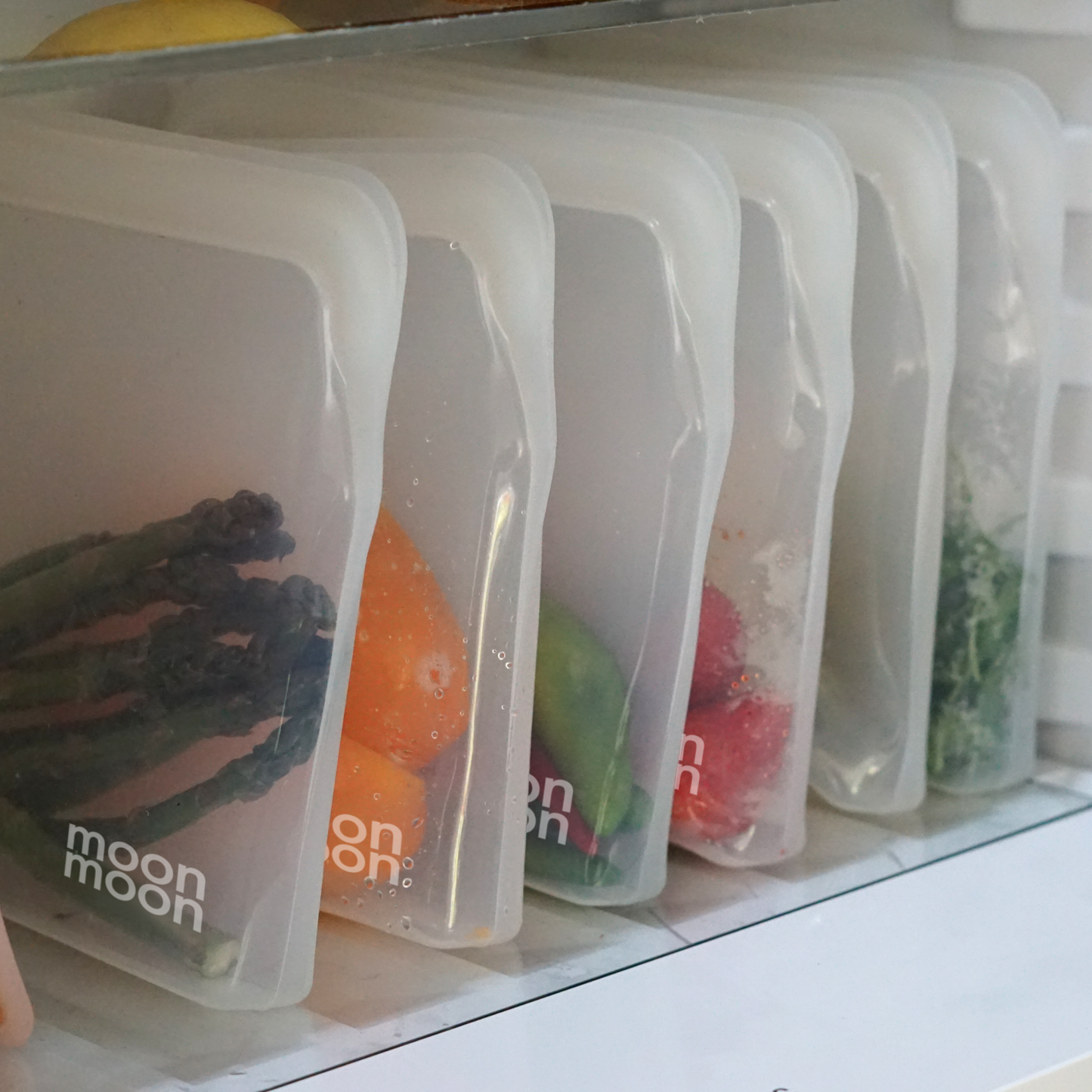 moonmoon bags, moon moon lunch box, moon and moon, stainless steel food containers, metal lunchbox, silicone food bags, reusable silicone bags, non plastic freezer containers, plastic free freezer storage, non plastic tupperware, silicone bags, best reusable freezer bags uk, silicone food pouch, freezer storage containers