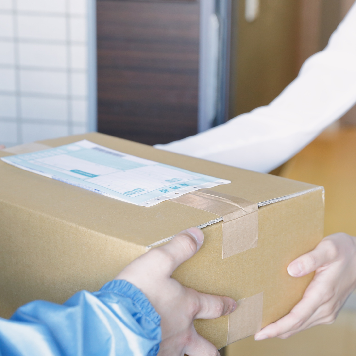 moonmoon shipping details, postage moon moon, small business uk, eco friendly brand, moonmoon, moomoon, moon moon