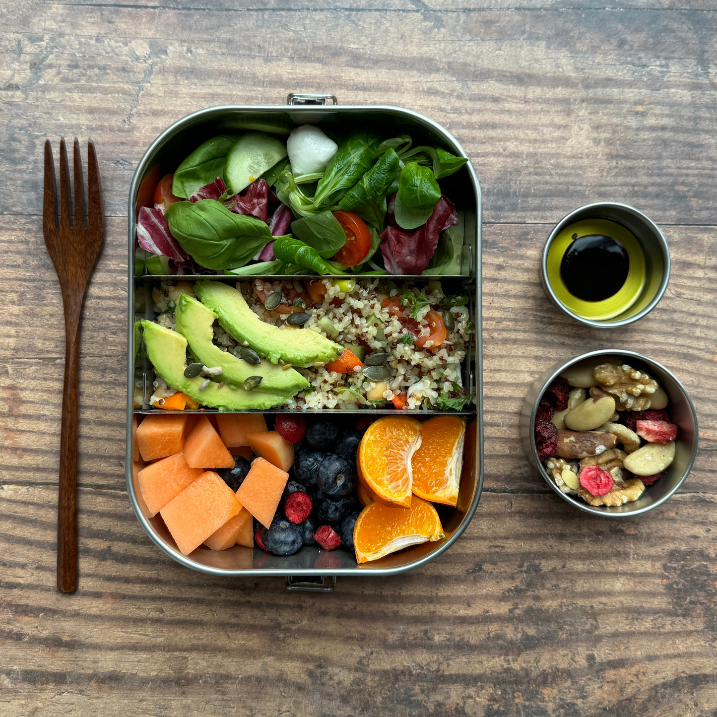 stainless steel lunch box, metal bento box, reusable food storage containers, snack pots, sauce pots, dressing pots, eco-friedly lunch box, stainless steel bento box, BPA free lunch box, non-plastic lunch box