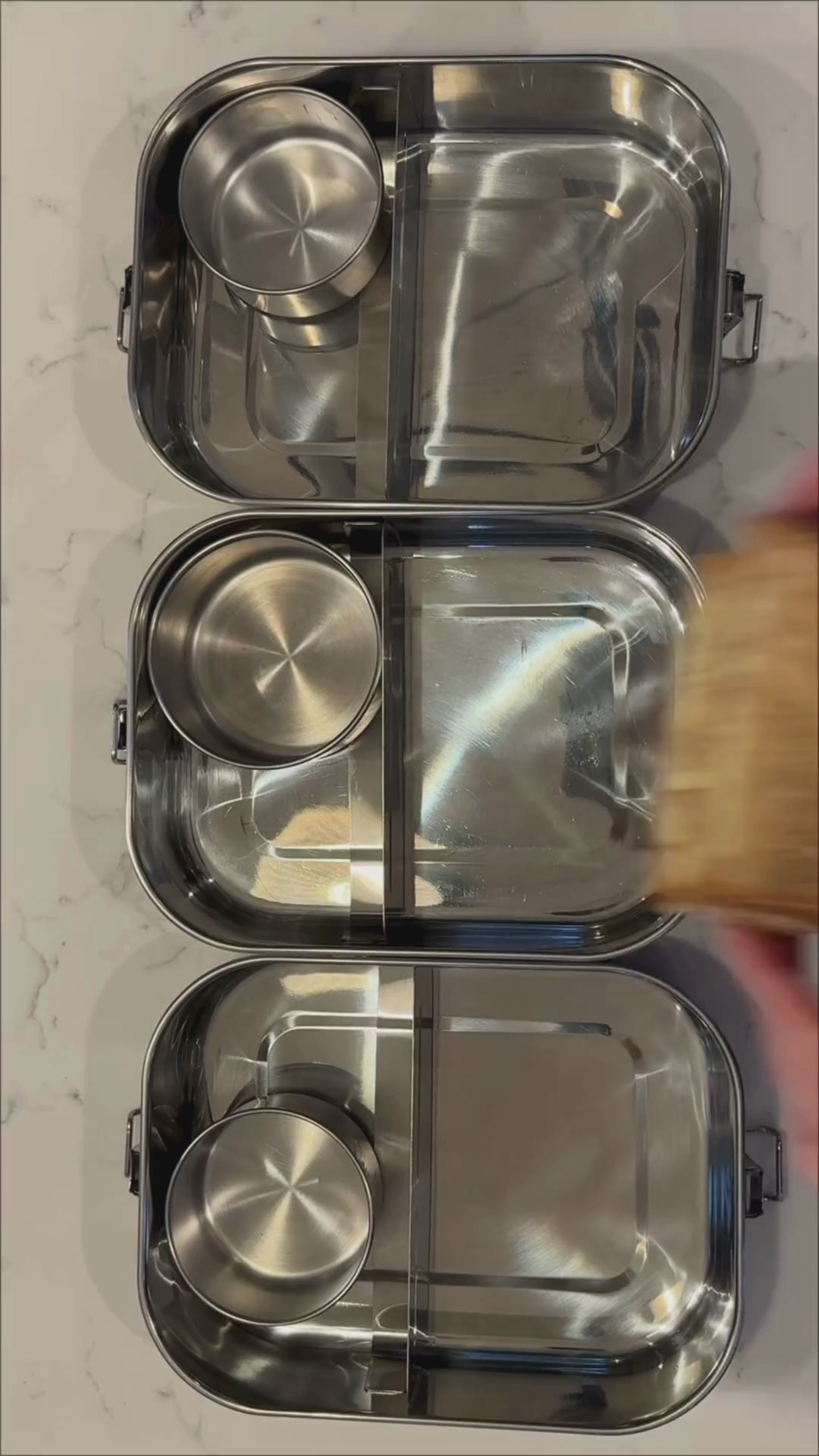 eco-friendly lunch box, stainless steel lunch tin, sandwich tin, plastic-free lunch boxes for kids, BPA-free lunch box, kids lunch box no plastic, packed lunch tins