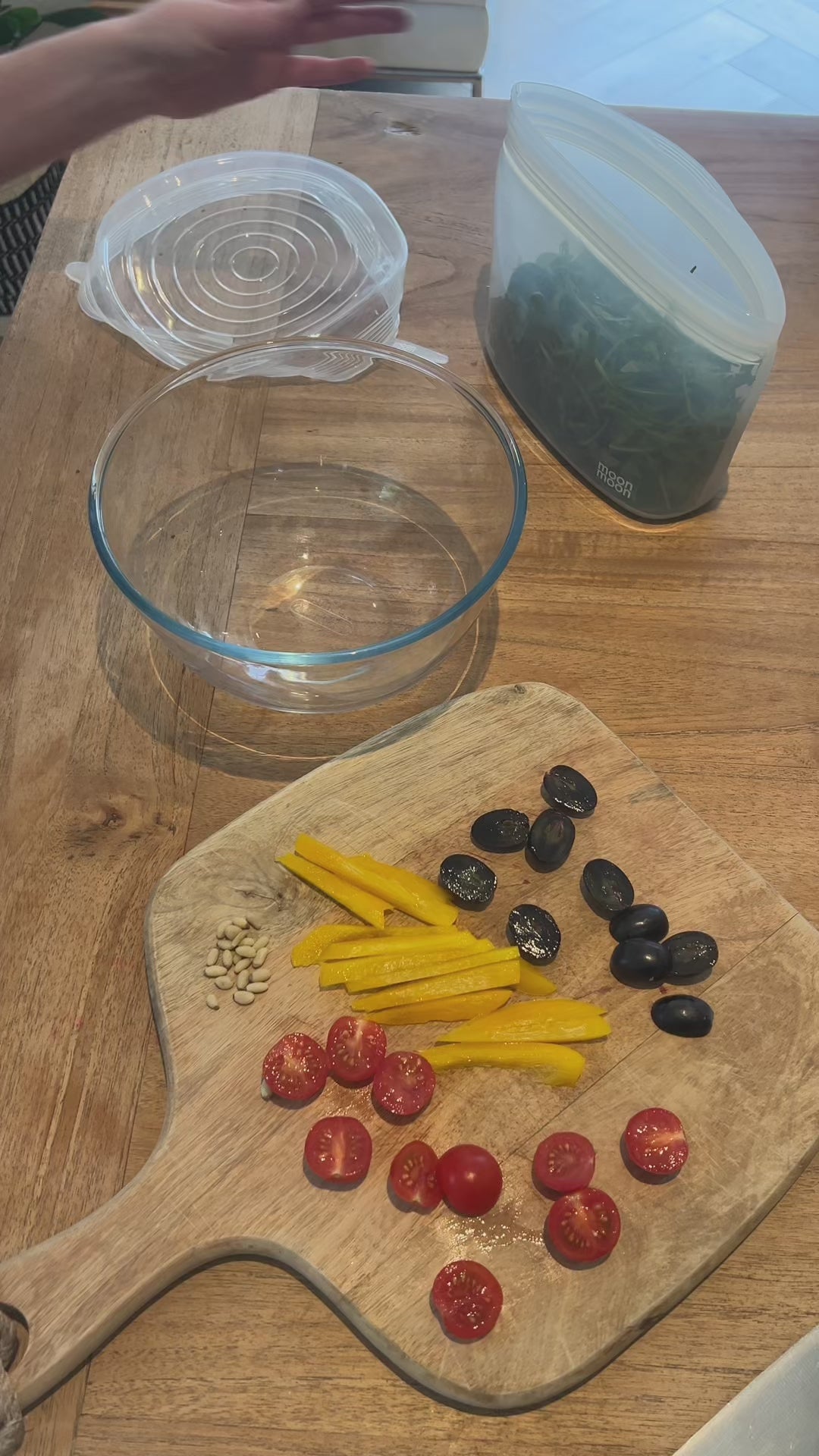 silicone stretch lids, silicone bowl covers, reusable silicone lids, silicone food covers, stretch lid covers, silicone covers for bowls, reusable food covers silicone, silicone lids set, silicone stretch lids UK, best silicone stretch lids, plastic wrap alternative, cling film alternative UK, reusable kitchen products, zero waste food storage, eco friendly kitchen swaps, sustainable food storage solutions, reduce plastic in kitchen, reusable alternatives to cling film