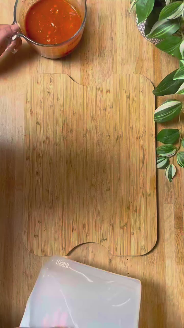 silicone bags, best reusable freezer bags uk, silicone food pouch, freezer storage containers, moonmoon bag, stasher bag, uk silicone food bags, reusable food storage bags, silicon bags, plastic free freezer storage, 



