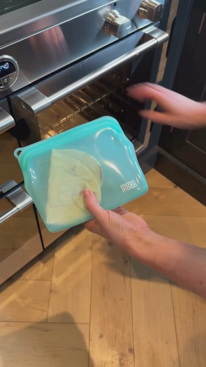 Sous Vide Bags, Silicone food storage with our moonmoon reusable food bags, Sous vide cooking, moonmoon, moon moon, non toxic freezer bags, freezer bags reusable, silicone food pouch, reusable ziploc bags, silicone bags, best reusable freezer bags uk, silicone food pouch, freezer storage containers, moonmoon bag, uk silicone food bags