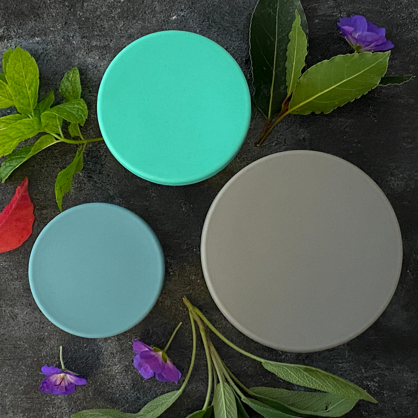 Stainless steel food storage containers, stainless steel food containers with lids, Silicone leak proof lids, moonmoon, moon moon, food storage containers, plastic free metal food boxes, non plastic food containers, replacement lid for moonmoon snack pot, silicon lid moonmoon snack pot, moon moon food pot lid, replacement lid for moonmoon food storage container, moonmoon replacement parts.